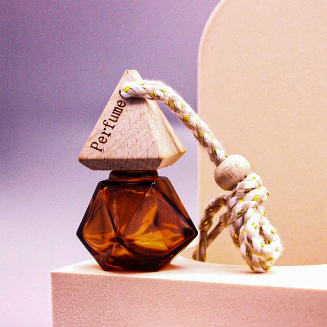 Оптовая продажа, красочные пустые 8 мл ромбовидной формы, подвесной автомобиль с эфирным маслом, подвеска для автомобиля, диффузор для ароматов, стеклянный флакон для духов