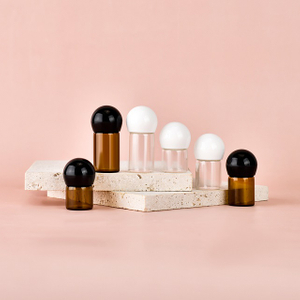 Оптовая продажа прозрачный коричневый 1 мл 2 мл 3 мл маленькая шариковая крышка бутылка эфирного масла пустой контейнер для ухода за лицом косметическая упаковка