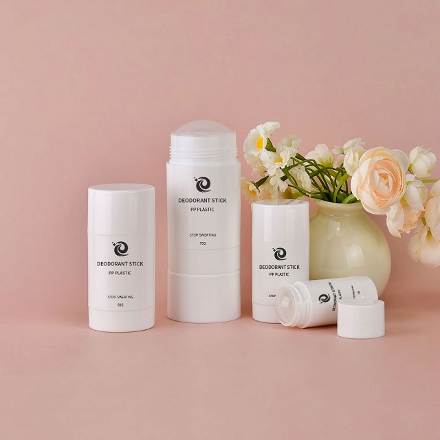 В наличии, частная марка, 15 г, 30 г, 50 г, 75 г, пустой контейнер для дезодоранта, круглый закручивающийся карандаш, бутылка для бальзама для губ, тюбик для дезодоранта