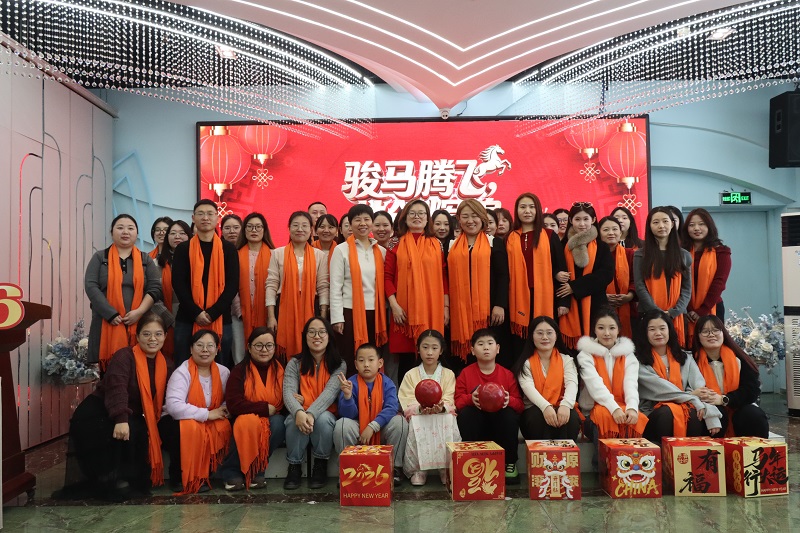 Гуанчжоу Ruijia Packaging Products Co., Ltd.