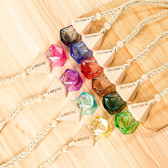 Оптовая продажа, красочные пустые 8 мл ромбовидной формы, подвесной автомобиль с эфирным маслом, подвеска для автомобиля, диффузор для ароматов, стеклянный флакон для духов